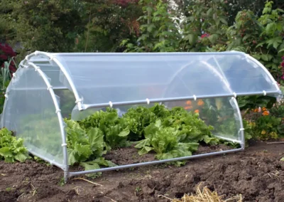 Brühwiler Gartenhaube aus Aluminium im Einsatz